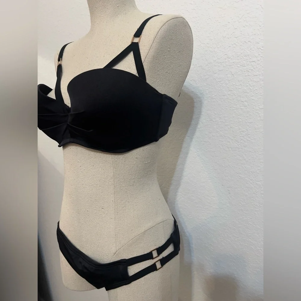 Victory Secret 34dd Large bottom Black Strappy Bikini Set with gold hardware - Picture 2 of 9